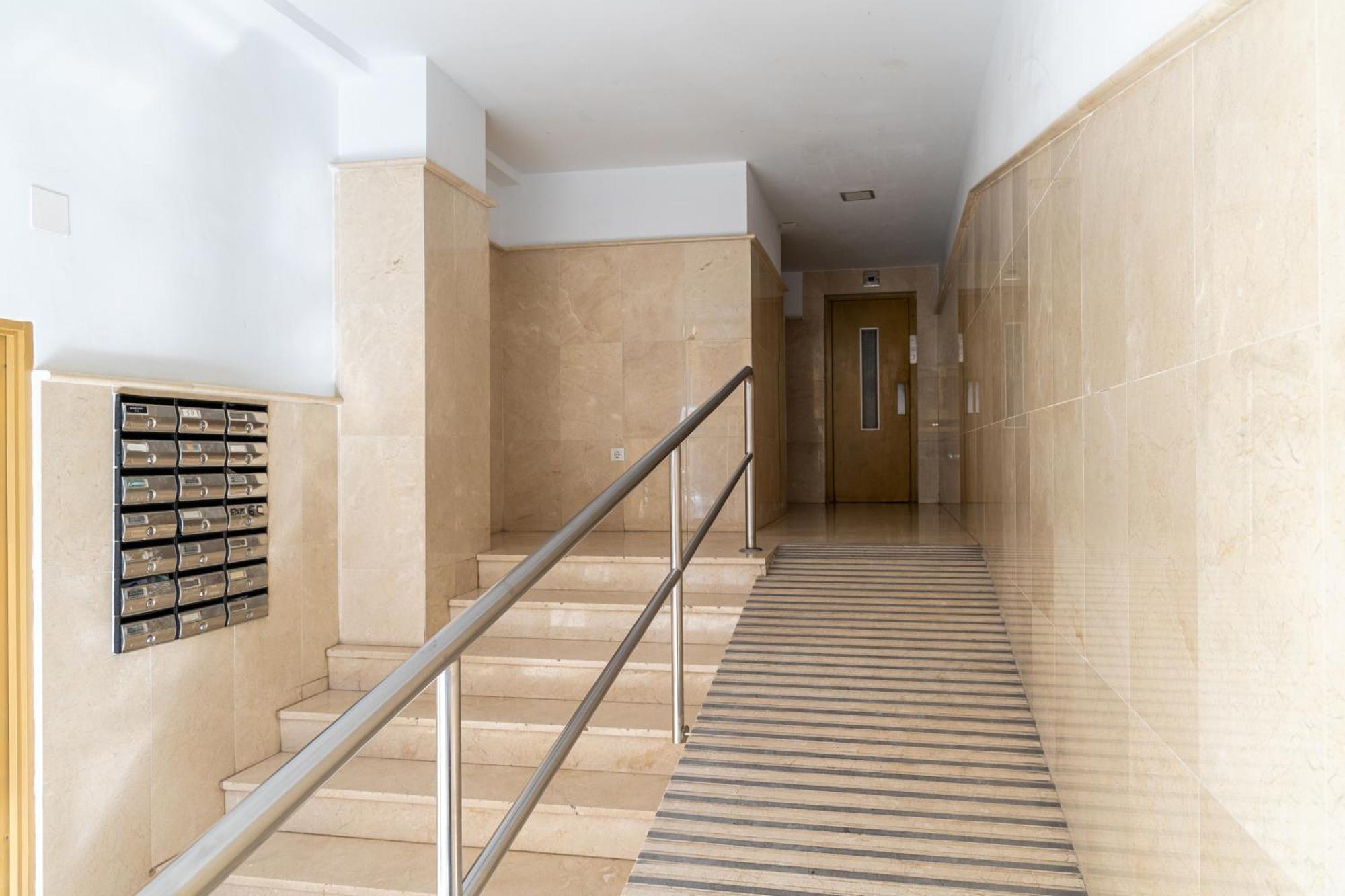 Apartment Holidays2malaga Parque Huelin 2nd Line & Terrace *